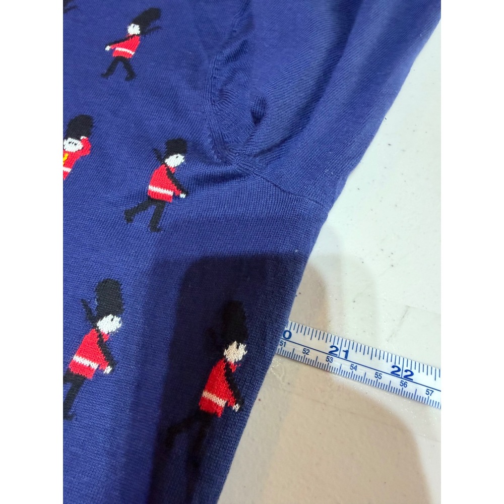 Talbots Sweater Women L Blue British Royal Guard Embroidered Preppy Novelty - Picture 9 of 11